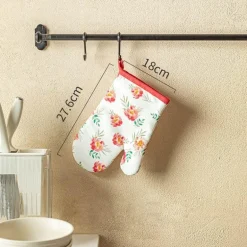 Verbrühungssichere Backhandschuhe mit Blumenmuster