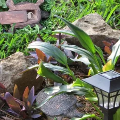 Versteckter Garten-Sicherheitsstein – diskretes Sicherheitsdekor für den Außenbereich