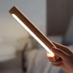 Verstellbare, drehbare Wandleuchte – modernes Design