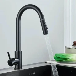 Verstellbarer goldener hoher Wasserhahn – minimalistisches Design