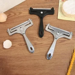 Verstellbarer Käsehobel – Küchenwerkzeug mit perfekter Dicke