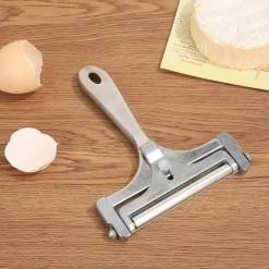 Verstellbarer Käsehobel – Küchenwerkzeug mit perfekter Dicke