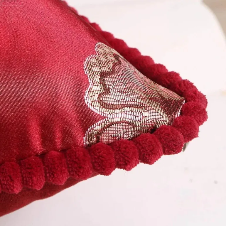 Vintage Blumen Kissenbezug - Rot Elfenbein Jacquard Europäisches Design 19x19 Zoll