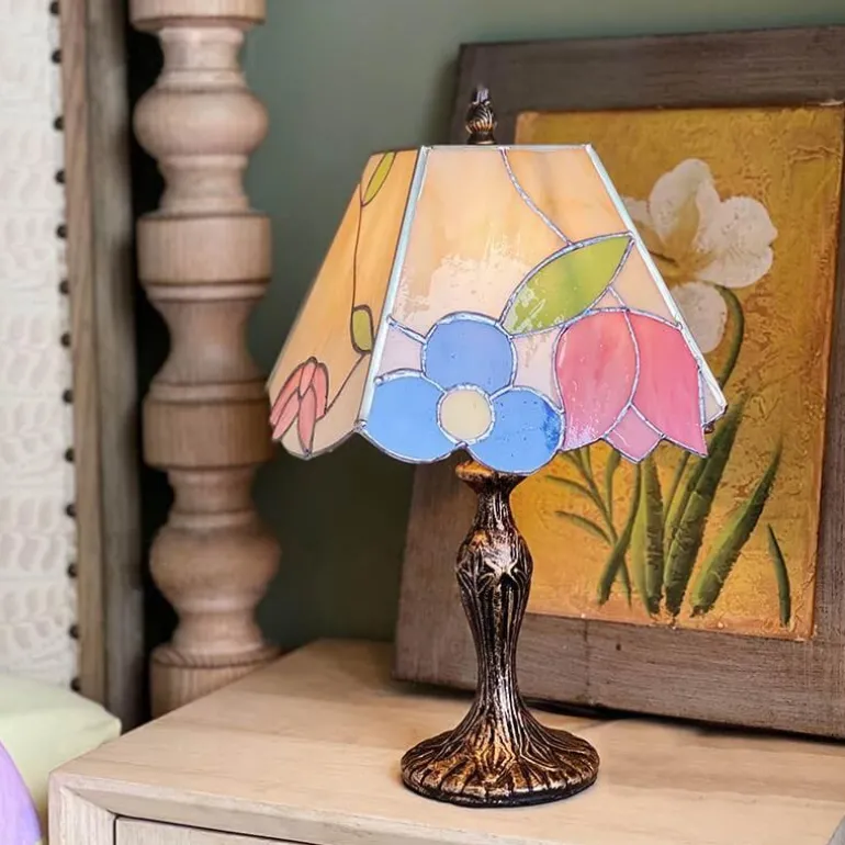 Vintage Buntglaslampe - Klassische Wohndekorbeleuchtung