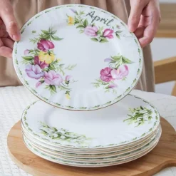 Vintage Flower Bone China Teller - Elegantes Küchengeschirr