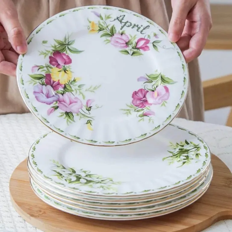 Vintage Flower Bone China Teller - Elegantes Küchengeschirr