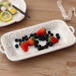 Vintage geprägter Keramikteller - Dekoratives Geschirr