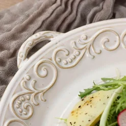 Vintage geprägter Keramikteller - Dekoratives Geschirr