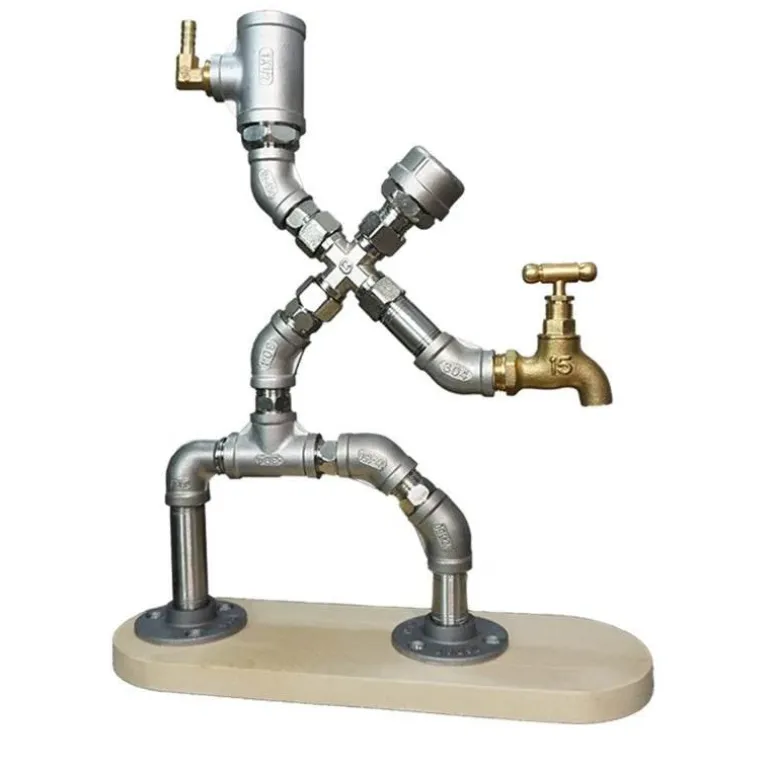 Vintage Industrieller Getränkespender aus Rohren - Einzigartiges Home-Bar-Accessoire