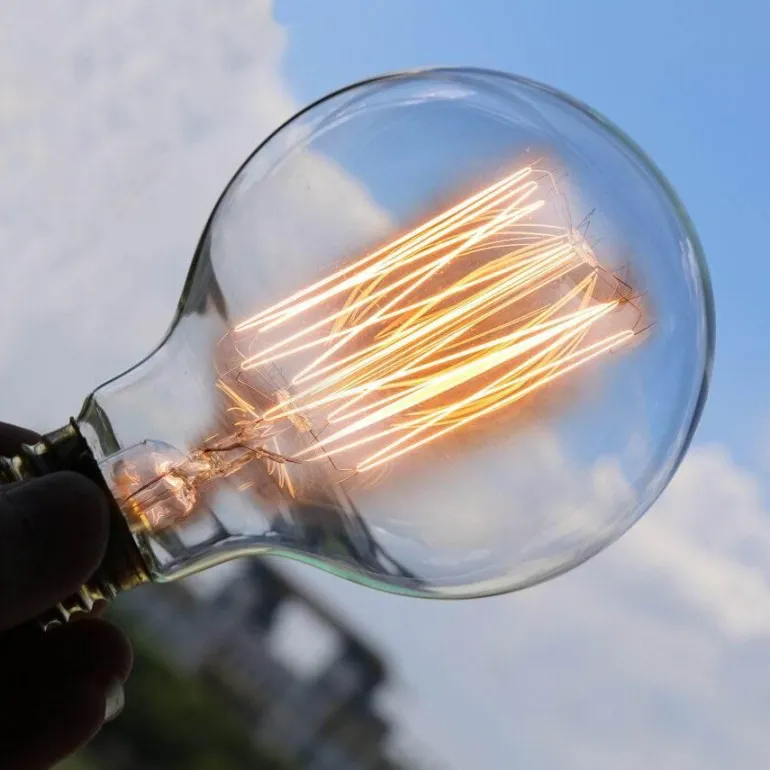 Vintage LED Filament Bulbs - Antique Decorative Home Lighting