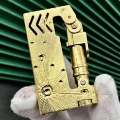 Vintage Messing Kerosin Feuerzeug - Antikes mechanisches Flammenwerkzeug