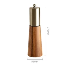 Vintage Pfeffermühle aus Holz – ein klassisches Küchenutensil