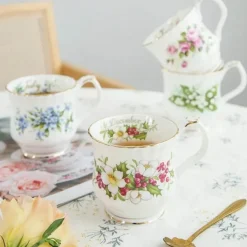 Vintage Phnom Penh Blumenbecher - Elegante Teetasse mit Handgriff für das Home Office