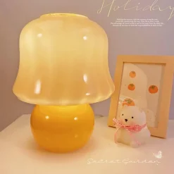 Vintage Pilzlampe - Cremegelbes Akzentlicht