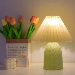 Vintage Plissee Fächerlampe - Elegante Tischleuchte