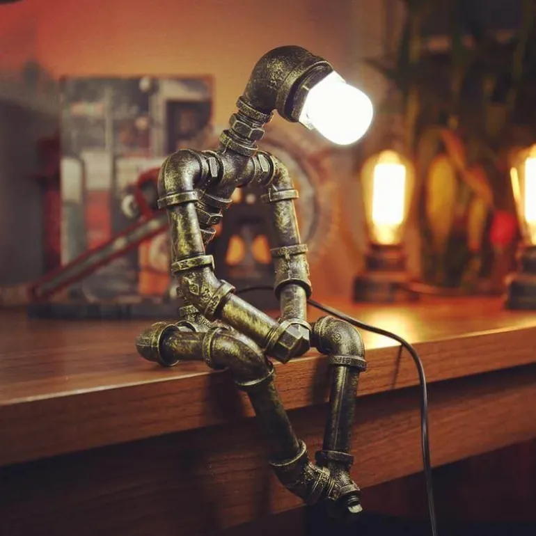 Vintage Robot Lamp - Creative Iron Table Light