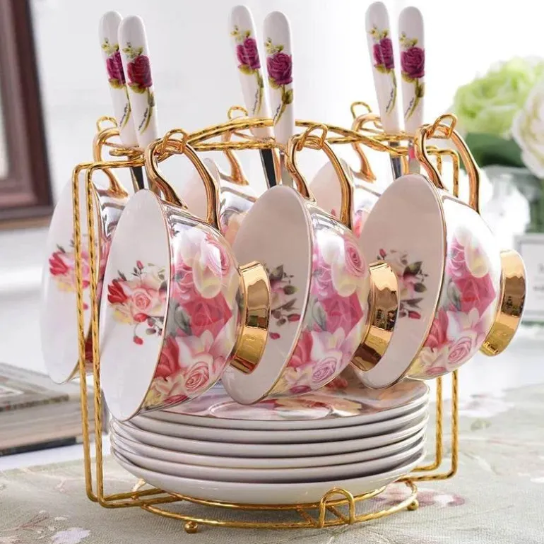 Vintage Rose Teetassen-Set - Britische Porzellan-Nachmittagsteetassen