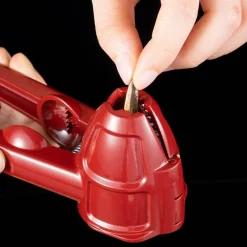 Walnussknacker – Einfaches Werkzeug zum Aufbrechen der Schale