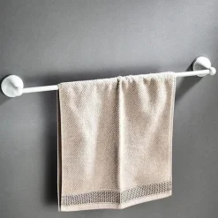 Wandmontiertes Badezimmer-Zubehörhalter-Set – Organizer für Handtücher, Toilettenartikel und Accessoires