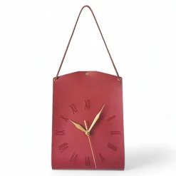 Wanduhr aus Leder – Stilvolles Zeitmesser für die Heimdekoration