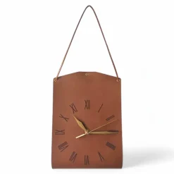 Wanduhr aus Leder – Stilvolles Zeitmesser für die Heimdekoration