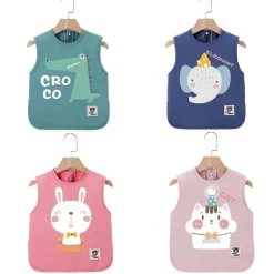 Wasserdichte Babylätzchen mit süßen Tieren