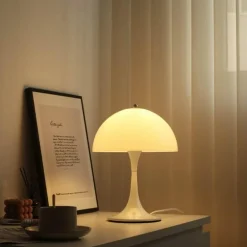 Weiße Pilzlampe - Romantische Dekobeleuchtung