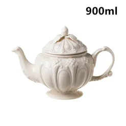 Weißes Porzellan-Teeservice – Elegante englische Teetassen und Kaffeekanne