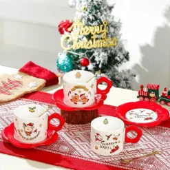 Weihnachtsmann-Teeservice aus Keramik mit festlichem Kaffeetassenlöffel