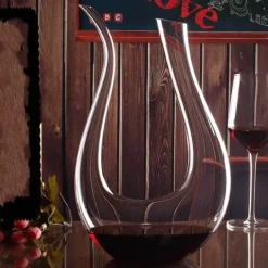 Weinkaraffe aus Kristallglas – handgefertigtes, einzigartiges Barzubehör