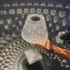 Wiederaufladbare Kristall-Tischlampe – Glühlampe im Diamant-Design