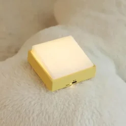 Wiederaufladbare minimalistische LED-Nachtlampe - Modernes Schreibtischlicht