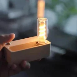 Wiederaufladbare Nachtlampe – Modernes Flip-Design-Licht