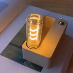 Wiederaufladbare Nachtlampe – Modernes Flip-Design-Licht