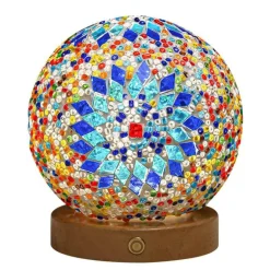 Wiederaufladbare Tischlampe aus böhmischem Glas – stilvoller Akzent für die Inneneinrichtung