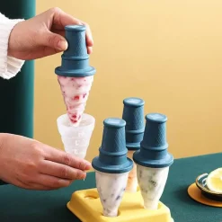 Wiederverwendbare Packung mit Eisformen für Eis am Stiel