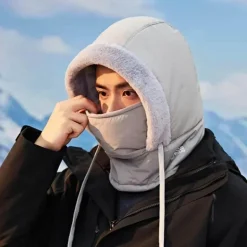 Winddichte, isolierte Gesichtsbedeckung mit Kapuze für den Winter – warmer Schutz