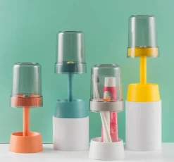 Zahnbürstenhalter – Staubdichter Badezimmer-Organizer