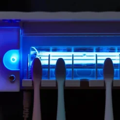 Zahnbürsten-Organizer – Desinfektionshalter zur Wandmontage