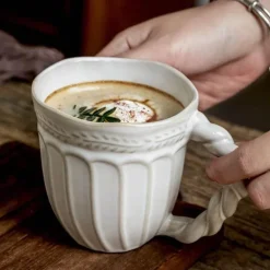 Zervas Keramiktasse – Stilvolle Kaffeetasse für Zuhause und das Büro