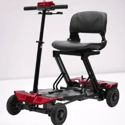Zusammenklappbarer Elektroroller für Senioren – Einfache Mobilitätslösung per Knopfdruck